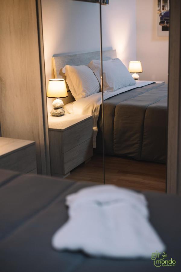 Giro Nel Mondo Apartments Catania Luaran gambar
