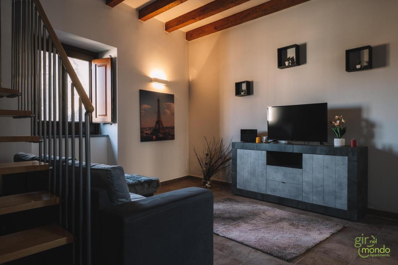 Giro Nel Mondo Apartments Catania Luaran gambar