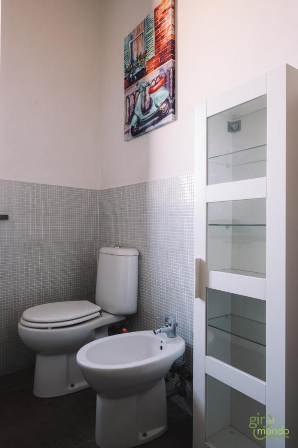 Giro Nel Mondo Apartments Catania Luaran gambar