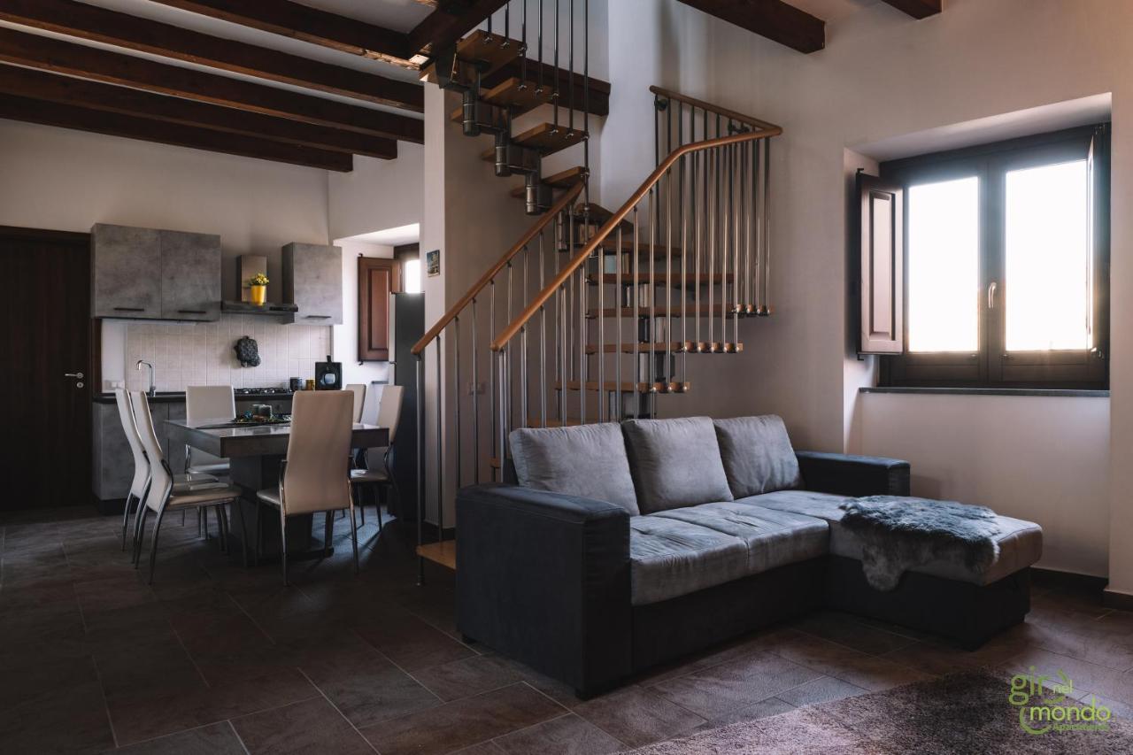 Giro Nel Mondo Apartments Catania Luaran gambar